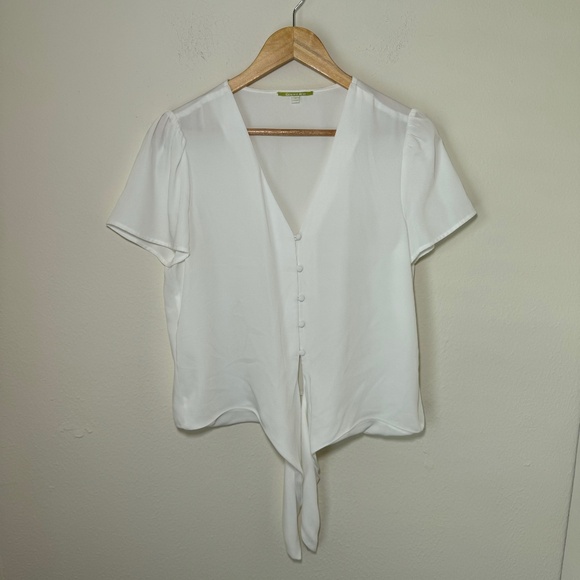 Gianni Bini Women's Slinky Short Sleeve Button Front Blouse White MD - Picture 1 of 4